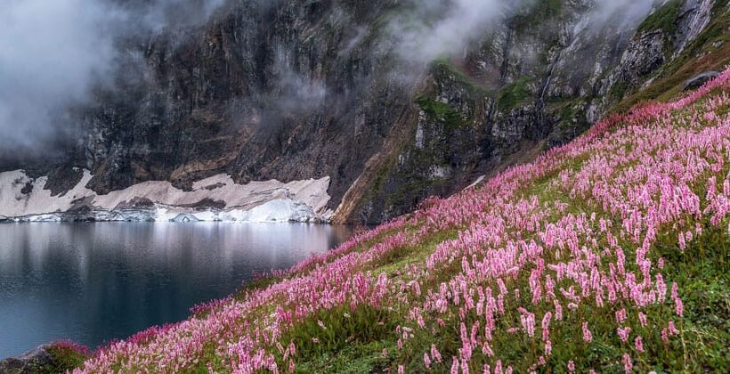 3 Days 2 Nights Neelum Valley & Ratti Gali Lake Tour
